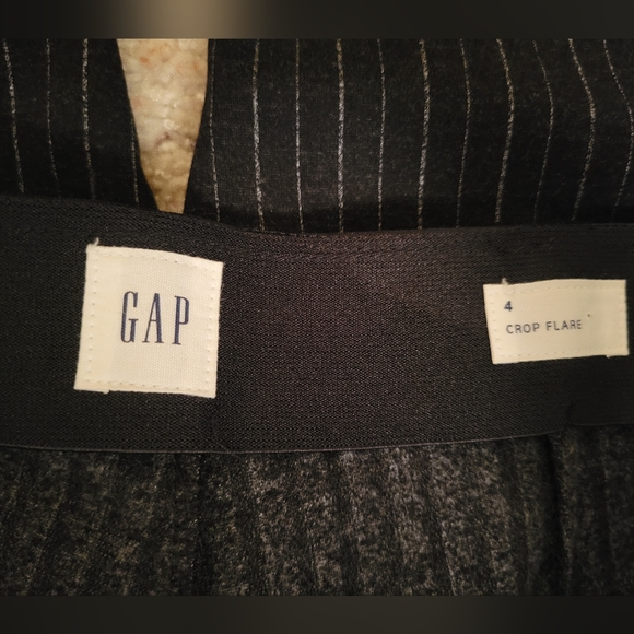 Gap Crop Flare Womens Dress Pants Black with Grey Stripe - Size 4 - Picture 6 of 7